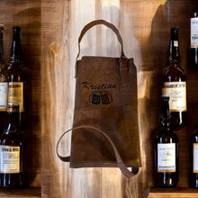 Last inn bildet i Galleri-visningsprogrammet, Grillforkle, vinforkle, kjellermester forkle... i ekte skinn med brodert navn, BBQ, grillsjef, etc.