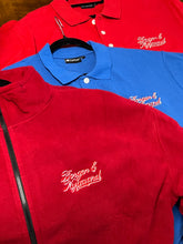 Last inn bildet i Galleri-visningsprogrammet, Polo-skjorte, piquet-skjorte med brodert logo (Minimum 10 stk) for bedrifter, foreninger, klubber etc. Vi broderer skolelogo, bedriftslogo, idrettslogo, fritidsklubblogo osv.