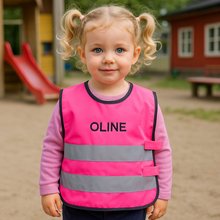 Last inn bildet i Galleri-visningsprogrammet, Verdens søteste refleks – for verdens viktigste småfolk, Refleksvest til de minste,