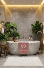 Last inn bildet i Galleri-visningsprogrammet, Deilige myke håndklær med brodert navn eller monogram 70x140 cm, håndklær
