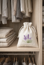 Last inn bildet i Galleri-visningsprogrammet, Ekstra tilbud-Luksus i skapet og i hverdagen – Lavendelpose med brodert motiv
