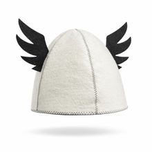 Last inn bildet i Galleri-visningsprogrammet, Krigerlue, Jacuzzi-/badstulue i ull med brodert navn bak, varmer i jacuzzien. Til isbading også
