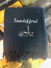 Last inn bildet i Galleri-visningsprogrammet, Sandefjords pleddet i 100% ull, motiv Southern Actor (Du kan velge annen tekst også)
