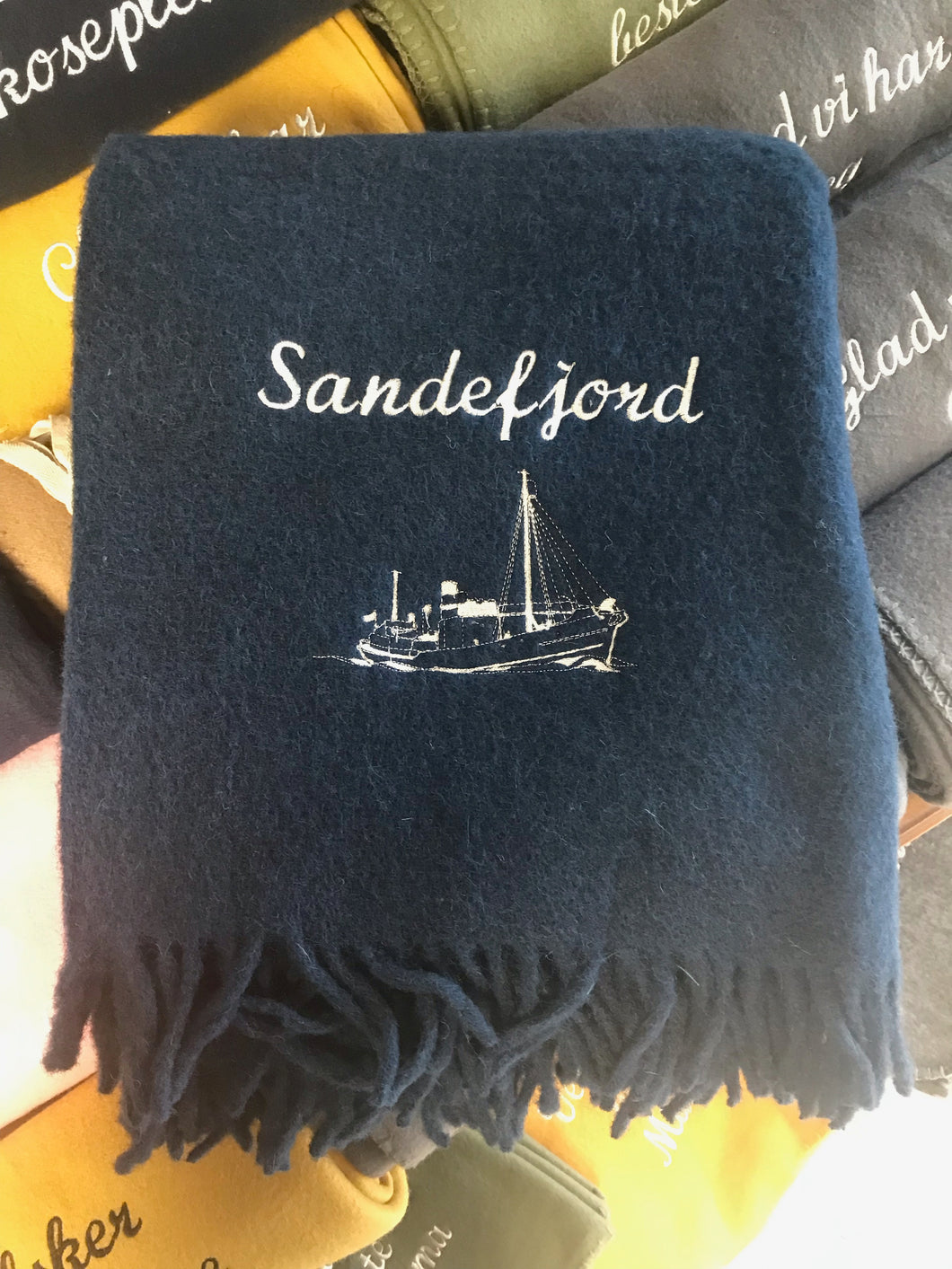 Sandefjords pleddet i 100% ull, motiv Southern Actor (Du kan velge annen tekst også)